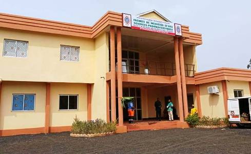 Université de Dschang (UDs)